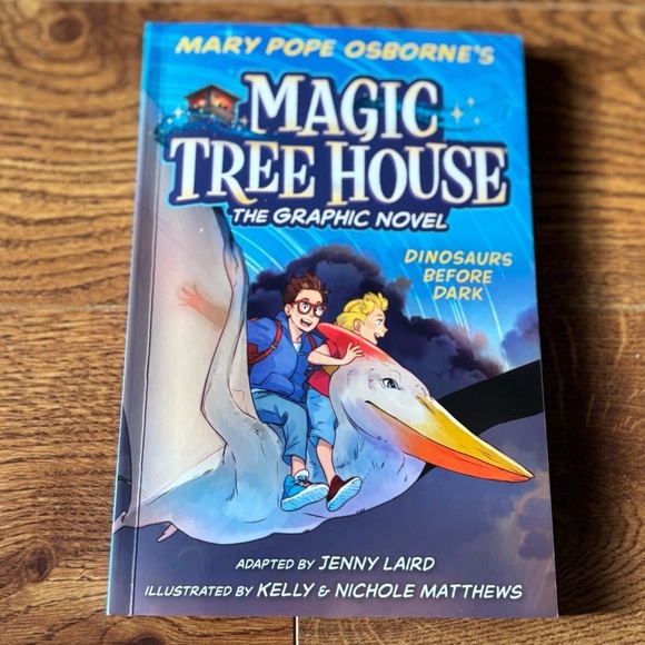 Magic Tree House Graphic Novel: Dinosaurs Before Dark #1 - Picture 1 of 7
